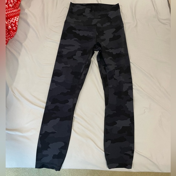 Lululemon Align leggings - Picture 2 of 5